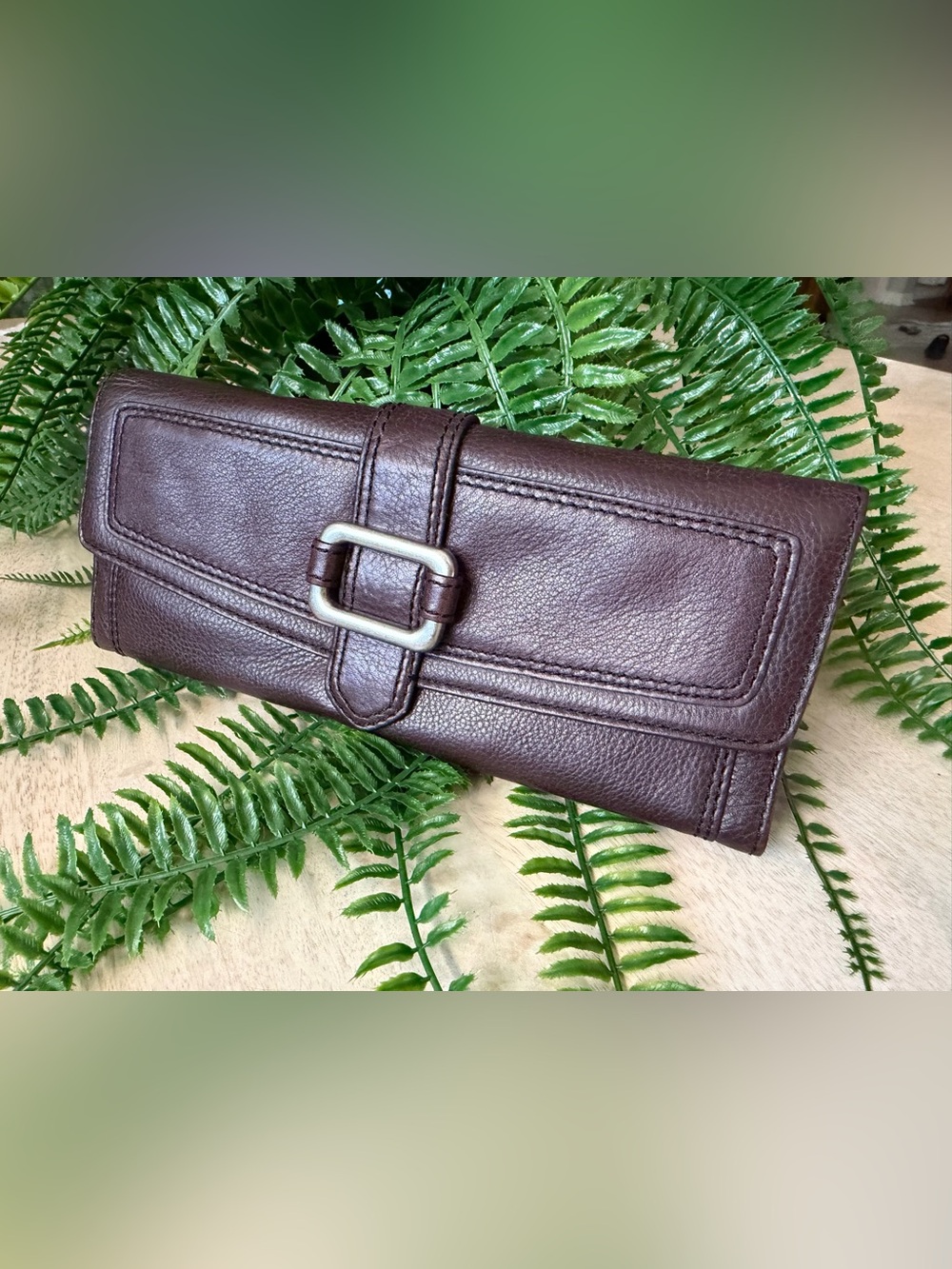 FOSSIL Fifty-Four New! Dark Brown Leather Buckle Clutch Wallet Never Used